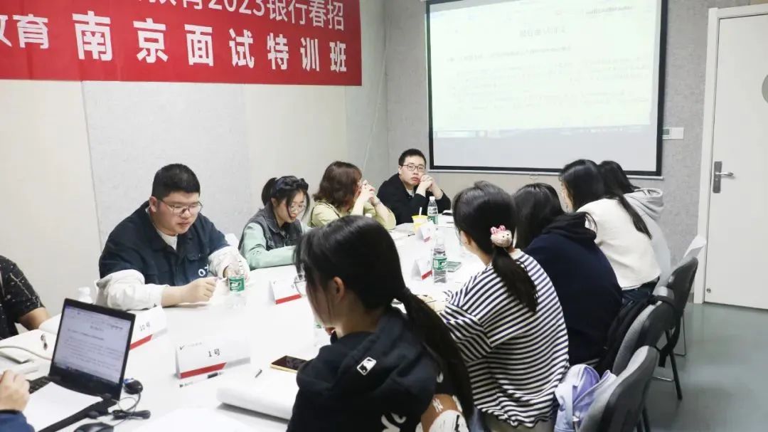 我們經(jīng)得起考驗。